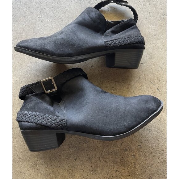 torrid Black 11605251 Faux Suede Ankle Boots Heel Life Stride Women’s Sz 11 - Picture 3 of 16